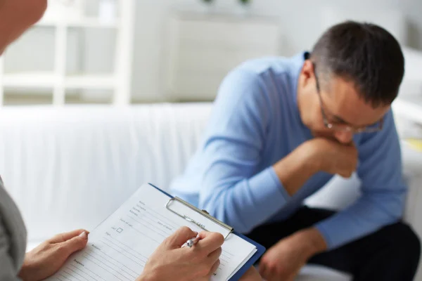 Leia mais sobre o artigo O impacto psicológico do diagnóstico de câncer de próstata e como lidar emocionalmente